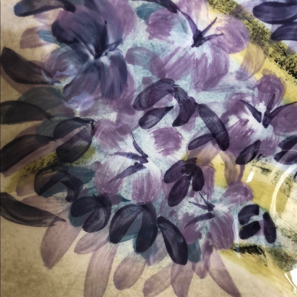 Purple and Green Ceramic Art Bowl with Floral Design Hydrangea - Picture 8 of 8